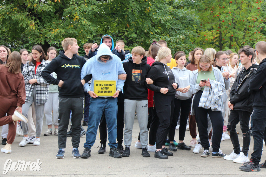 Tarnowskie Góry. Spacer w piżamach