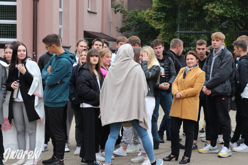 Tarnowskie Góry. Spacer w piżamach