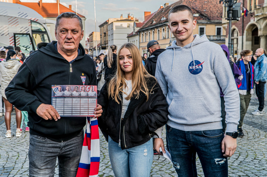 Tarnowskie Góry, Zbrosławice i Górnik Zabrze