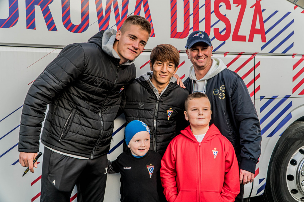 Tarnowskie Góry, Zbrosławice i Górnik Zabrze