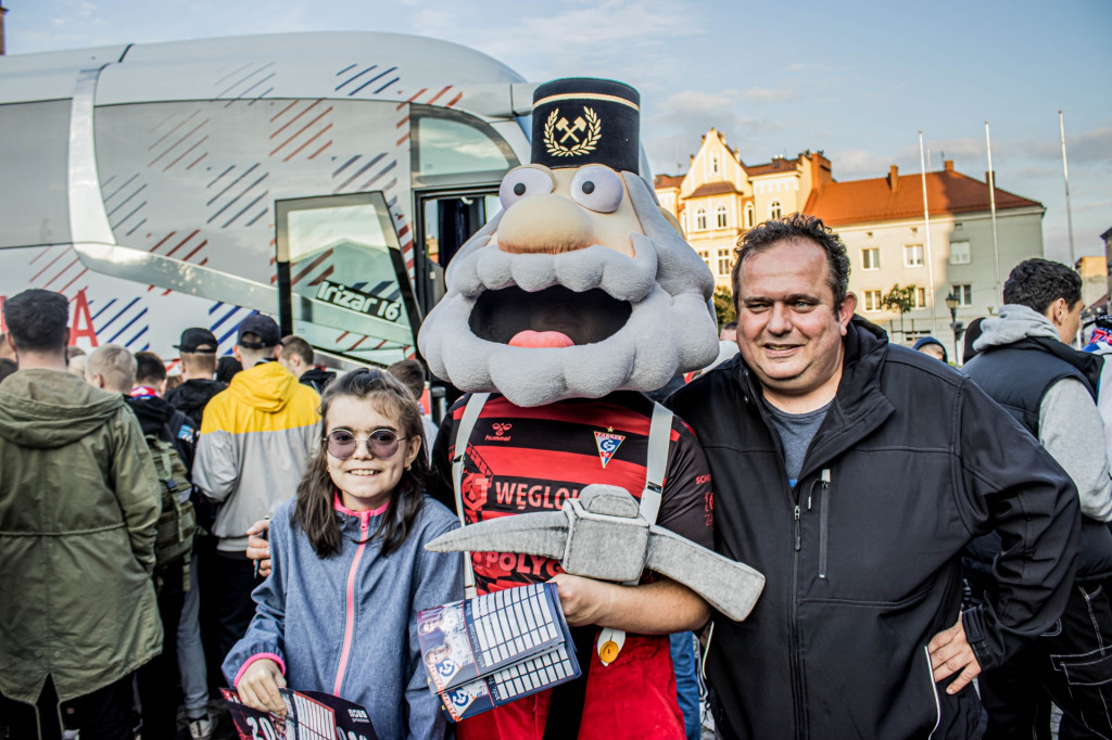 Tarnowskie Góry, Zbrosławice i Górnik Zabrze