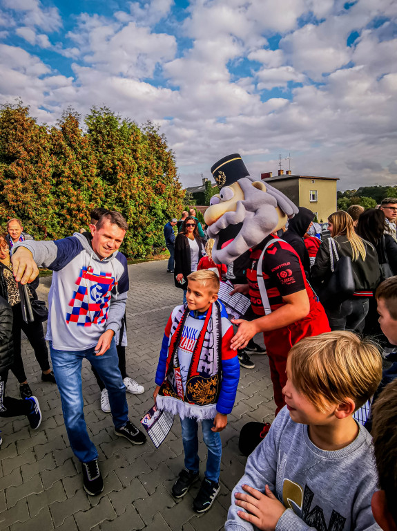 Tarnowskie Góry, Zbrosławice i Górnik Zabrze