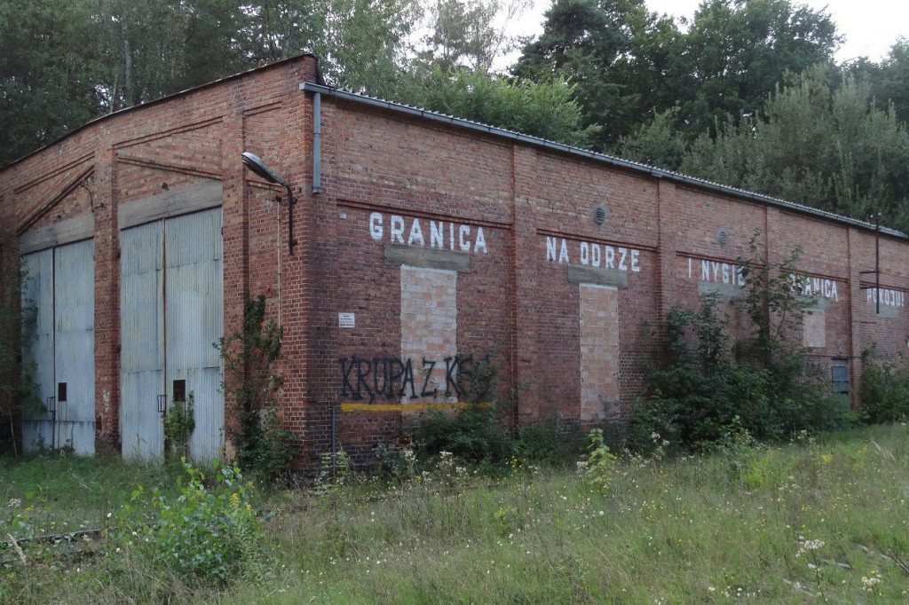 Nowe życie parowozowni. Zbiórka trwa