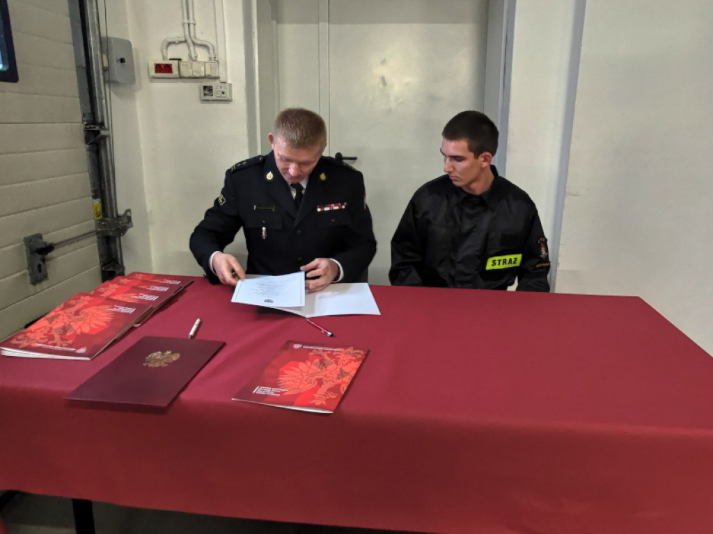 Uroczysta zbiórka piekarskich strażaków