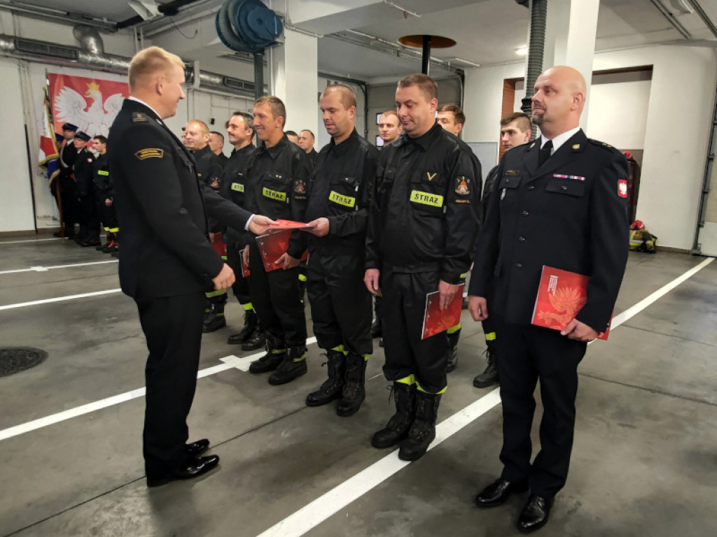 Uroczysta zbiórka piekarskich strażaków