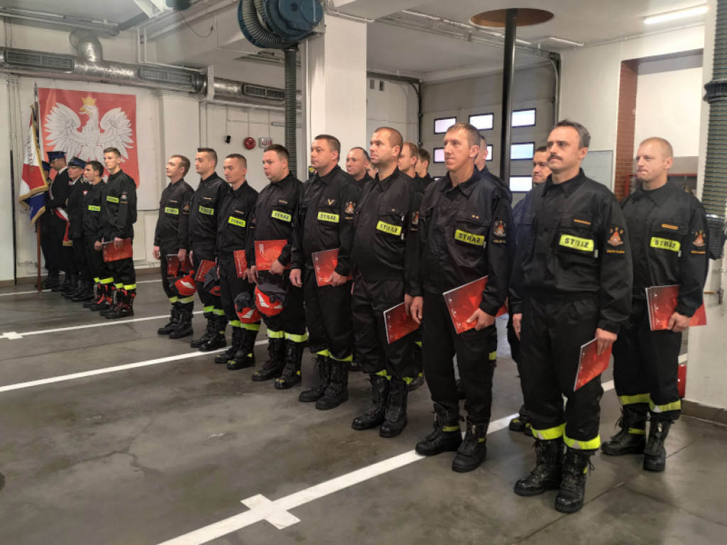 Uroczysta zbiórka piekarskich strażaków