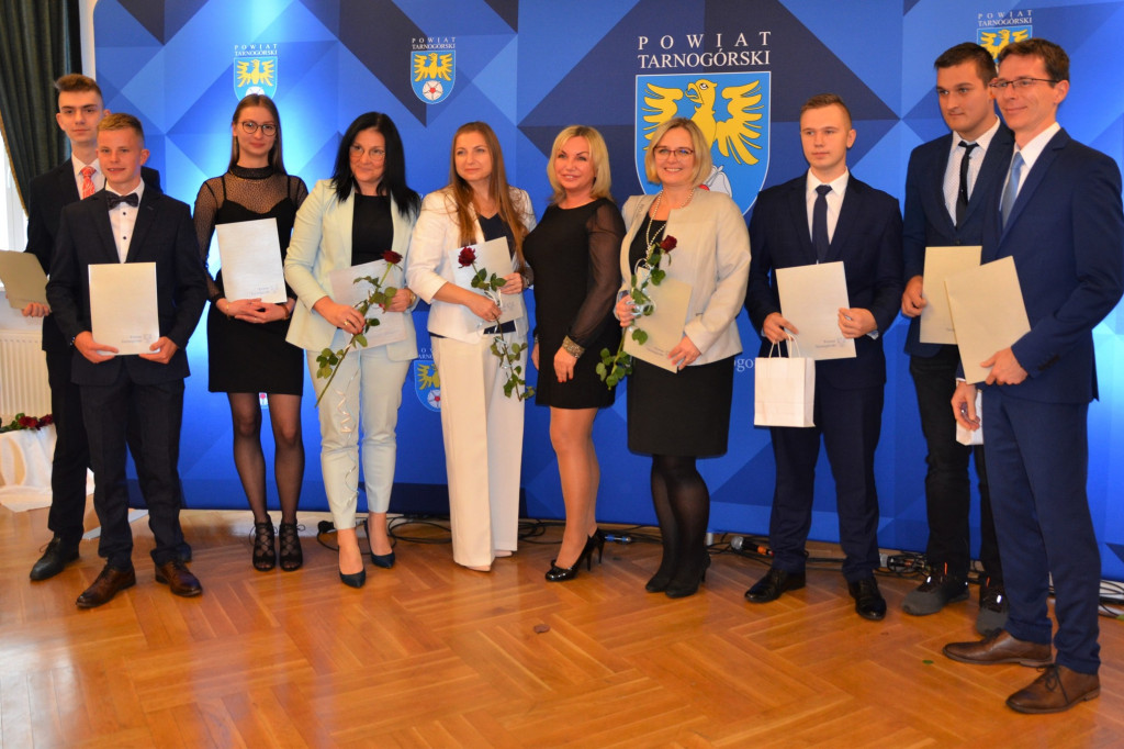 Powiatowy Dzień Edukacji - wyróżnieni nauczyciele