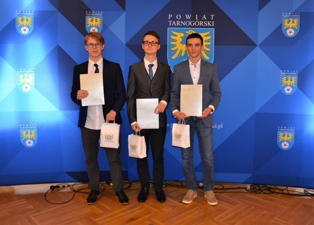 Powiatowy Dzień Edukacji - wyróżnieni nauczyciele