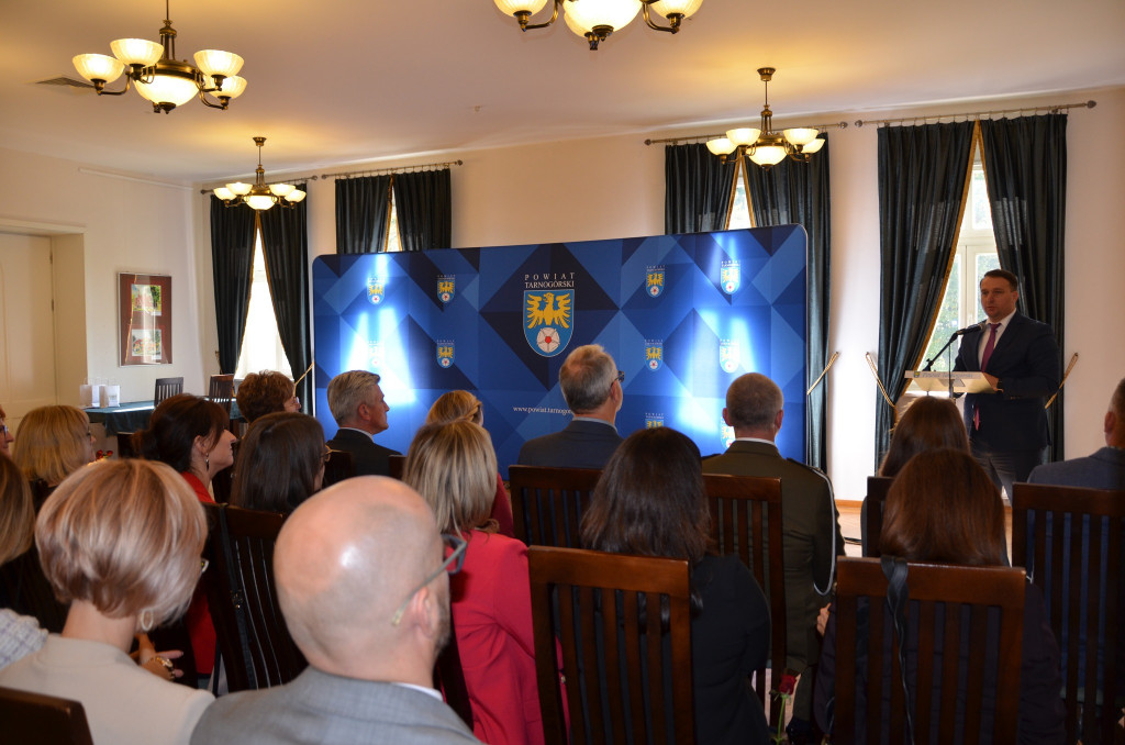 Powiatowy Dzień Edukacji - wyróżnieni nauczyciele