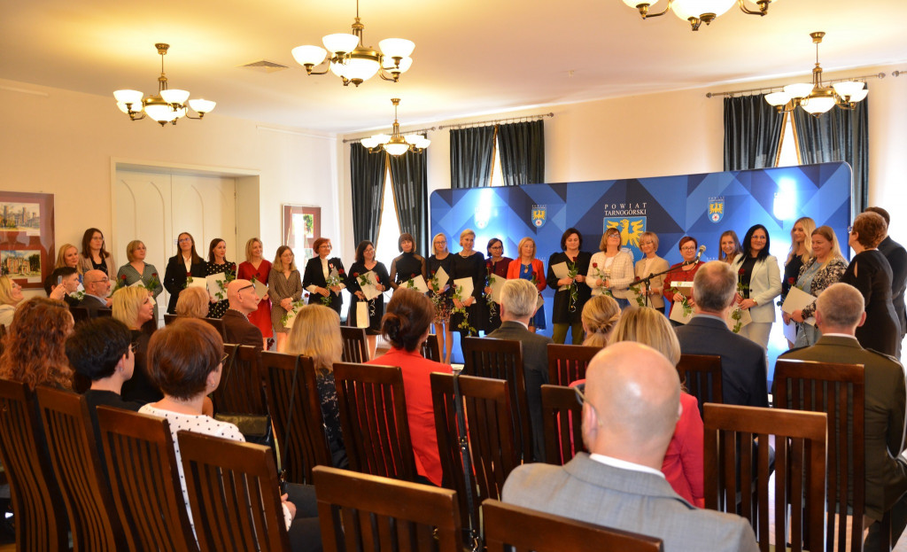 Powiatowy Dzień Edukacji - wyróżnieni nauczyciele