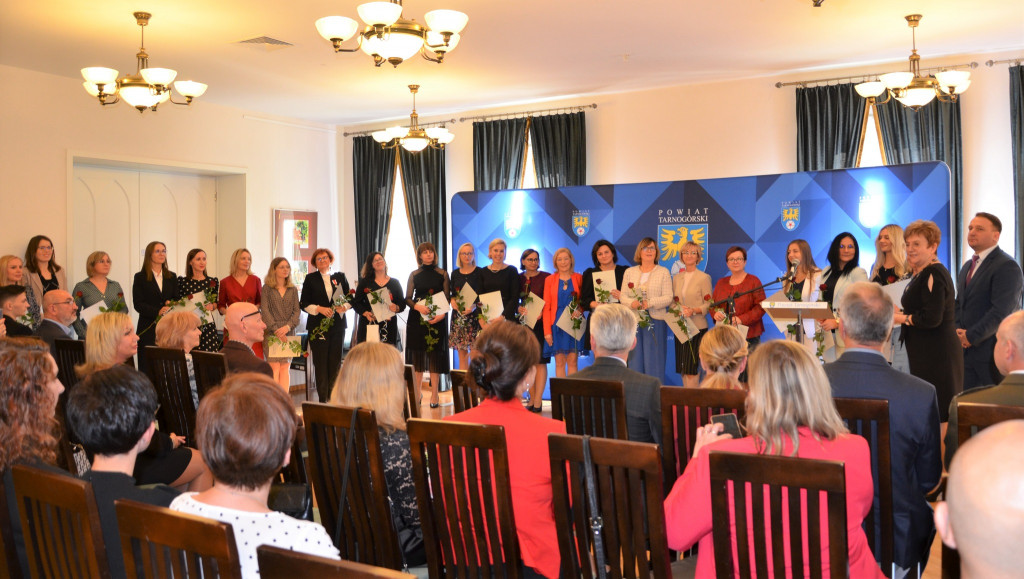 Powiatowy Dzień Edukacji - wyróżnieni nauczyciele