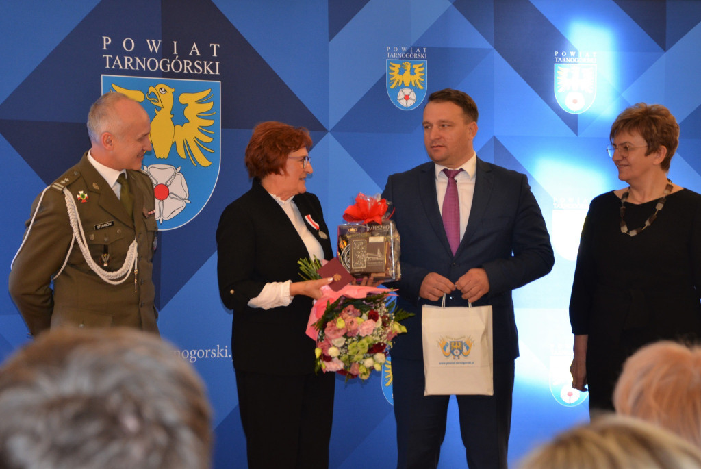 Powiatowy Dzień Edukacji - wyróżnieni nauczyciele