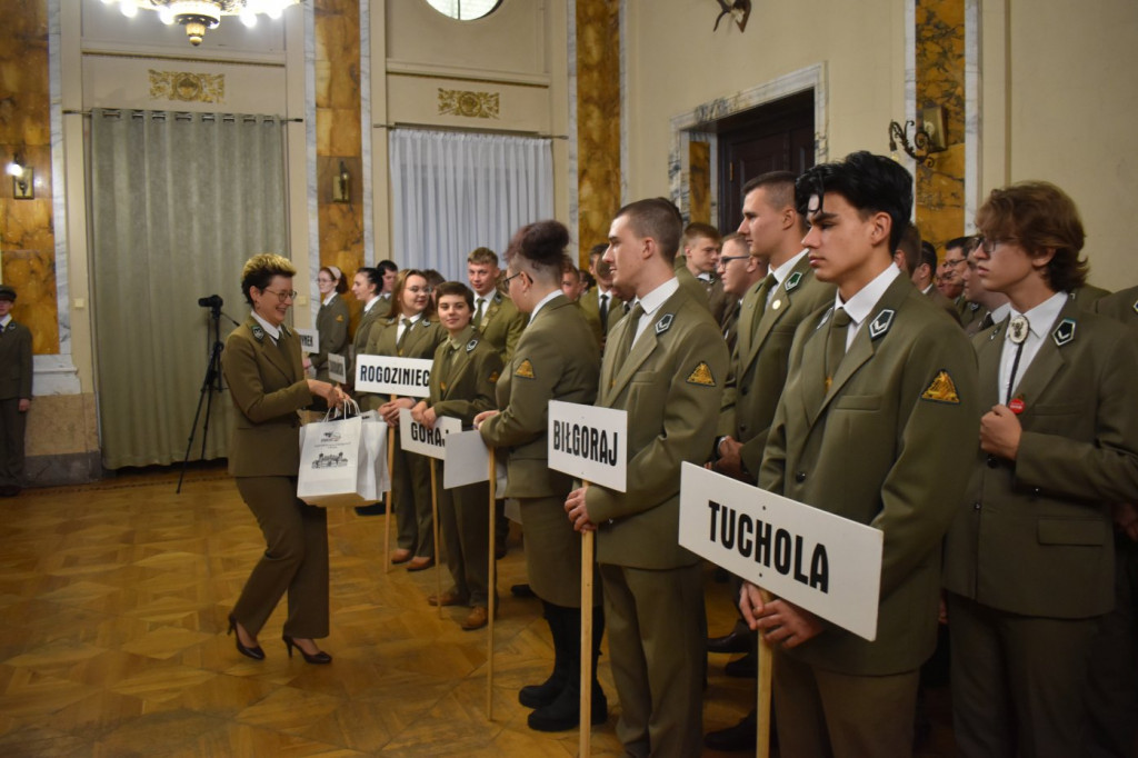 Mistrzowie piły w Brynku