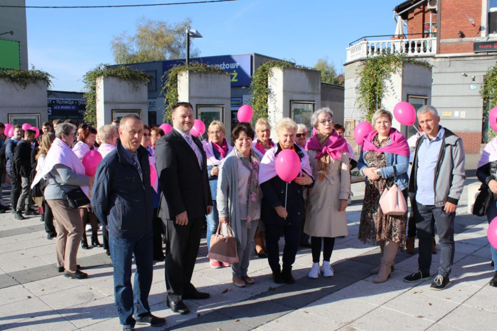 Dzień Różowej Wstążki i przemarsz przez miasto