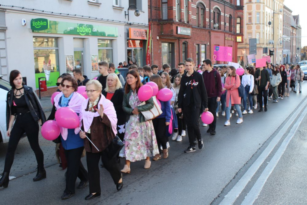 Dzień Różowej Wstążki i przemarsz przez miasto