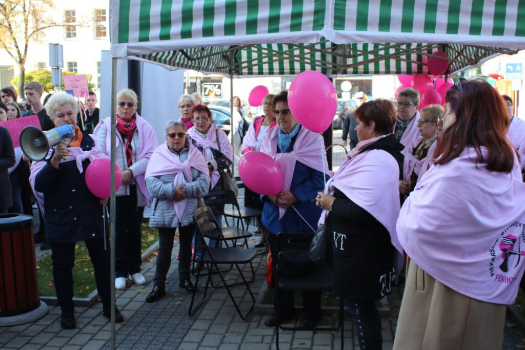 Dzień Różowej Wstążki i przemarsz przez miasto