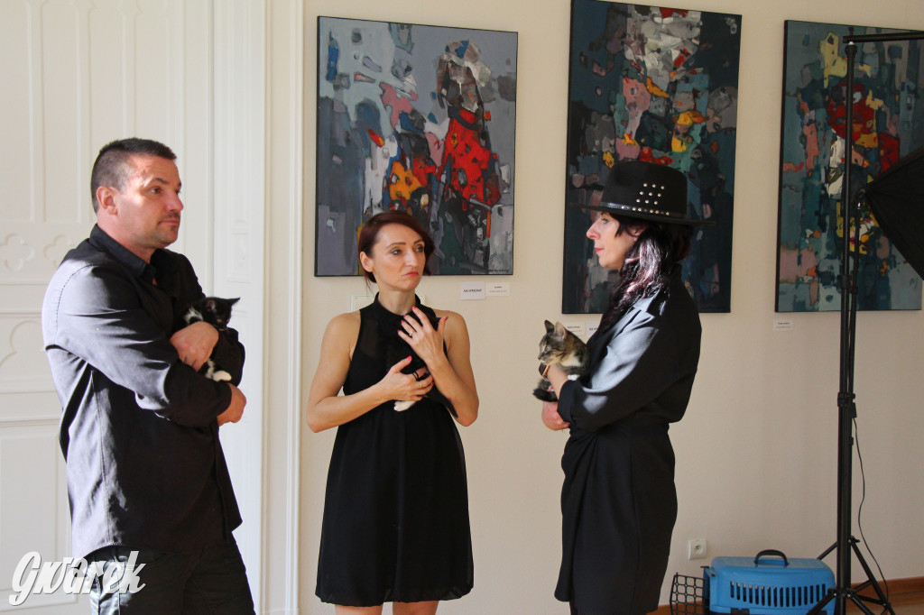 Kalendarz z wolontariuszami i zwierzakami