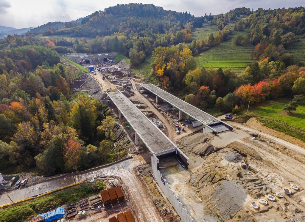 Trwa budowa drogi ekspresowej S1 [ZDJĘCIA]