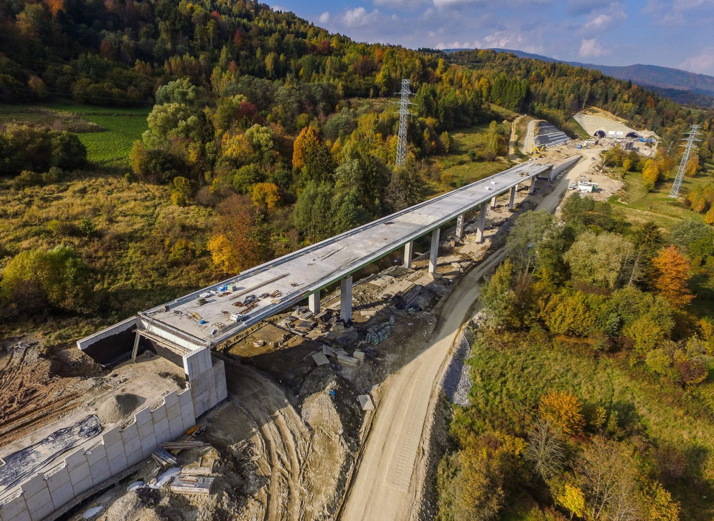 Trwa budowa drogi ekspresowej S1 [ZDJĘCIA]