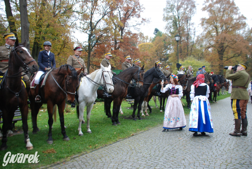 Świerklaniec. Kawaleryjski hubertus w parku