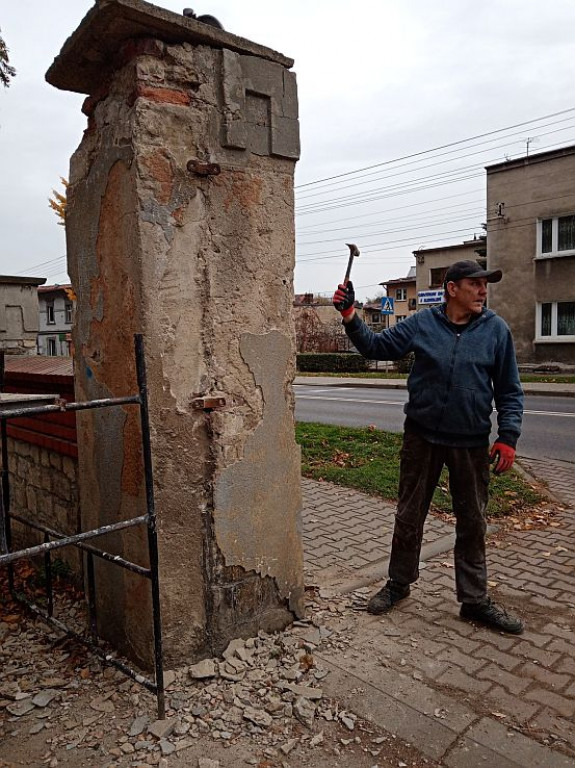 Nakło Śląskie, pałac. Rozpoczął się remont