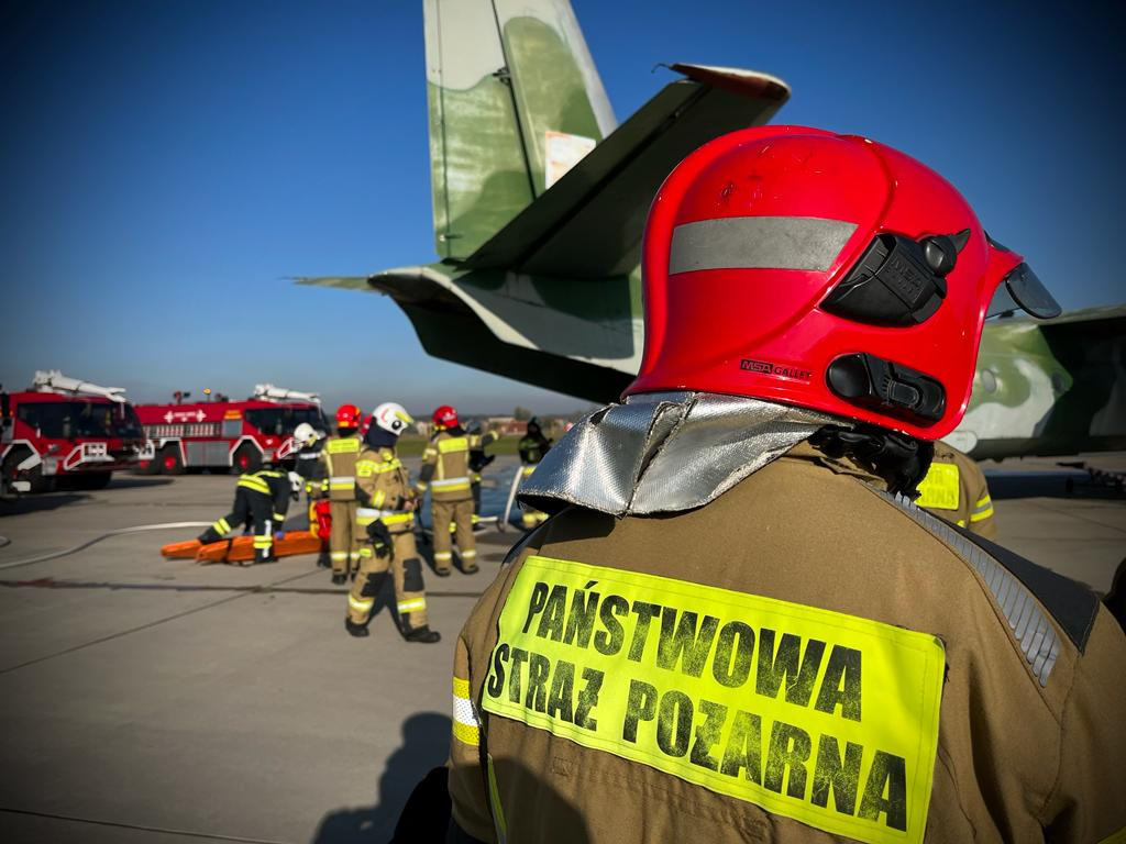 Pyrzowice. Akcja samolot, nasi strażacy na miejscu