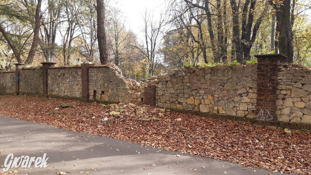 Tarnowskie Góry. Przygotowania do Wszystkich Świętych