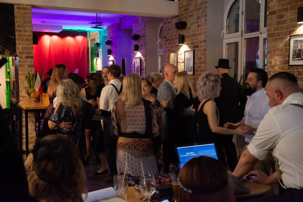 Tarnowskie Góry. Potańcówka w stylu retro [FOTO]