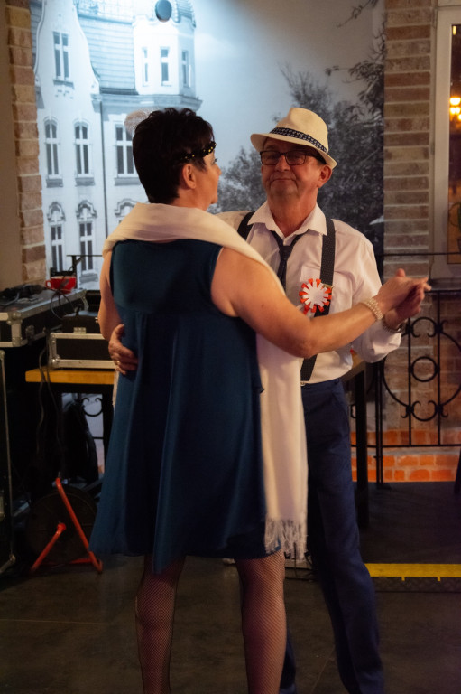 Tarnowskie Góry. Potańcówka w stylu retro [FOTO]