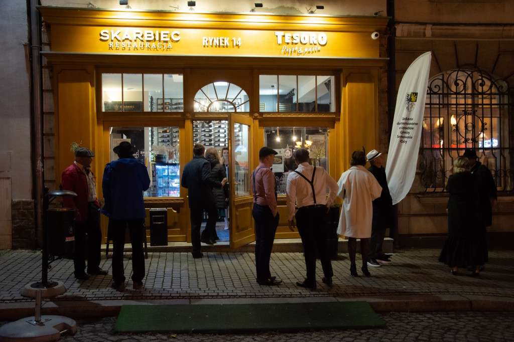 Tarnowskie Góry. Potańcówka w stylu retro [FOTO]