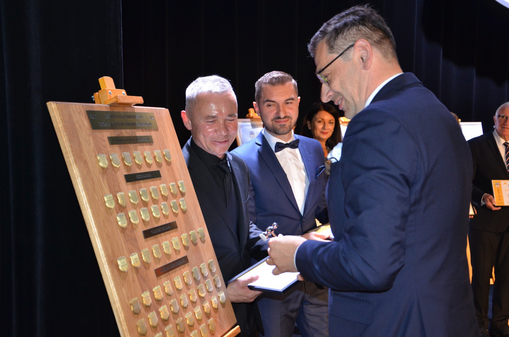 Szkoła sportowa ma 5 lat. Jej patronem został A. Piechniczek