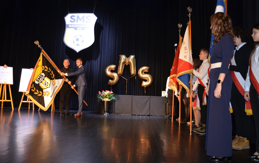 Szkoła sportowa ma 5 lat. Jej patronem został A. Piechniczek