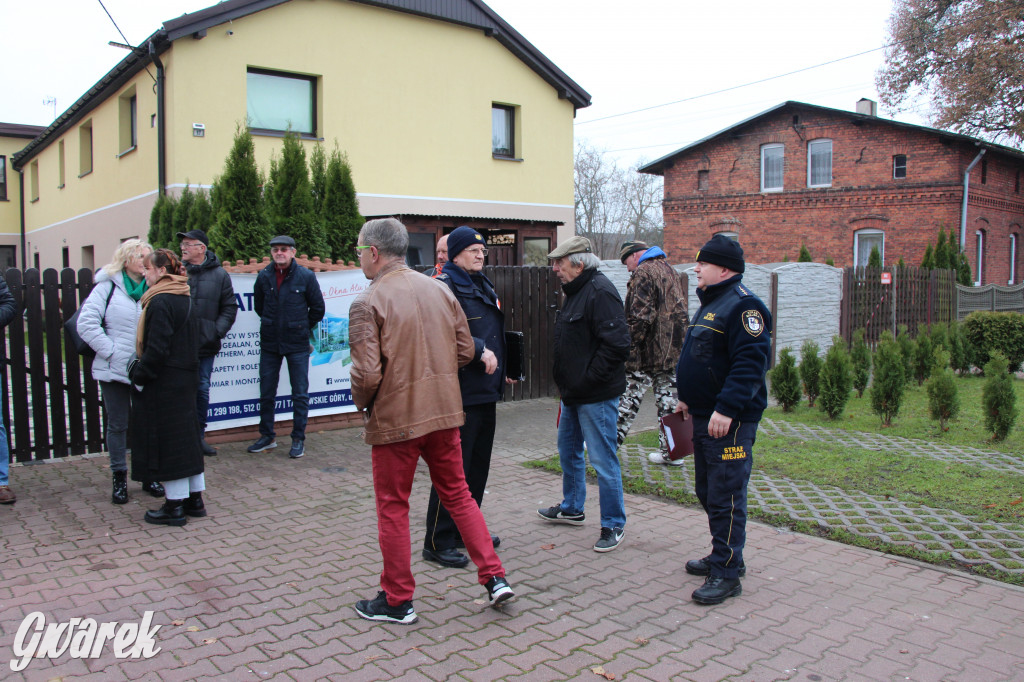 Bobrowniki Śląskie. Poszło o kawałek trawnika