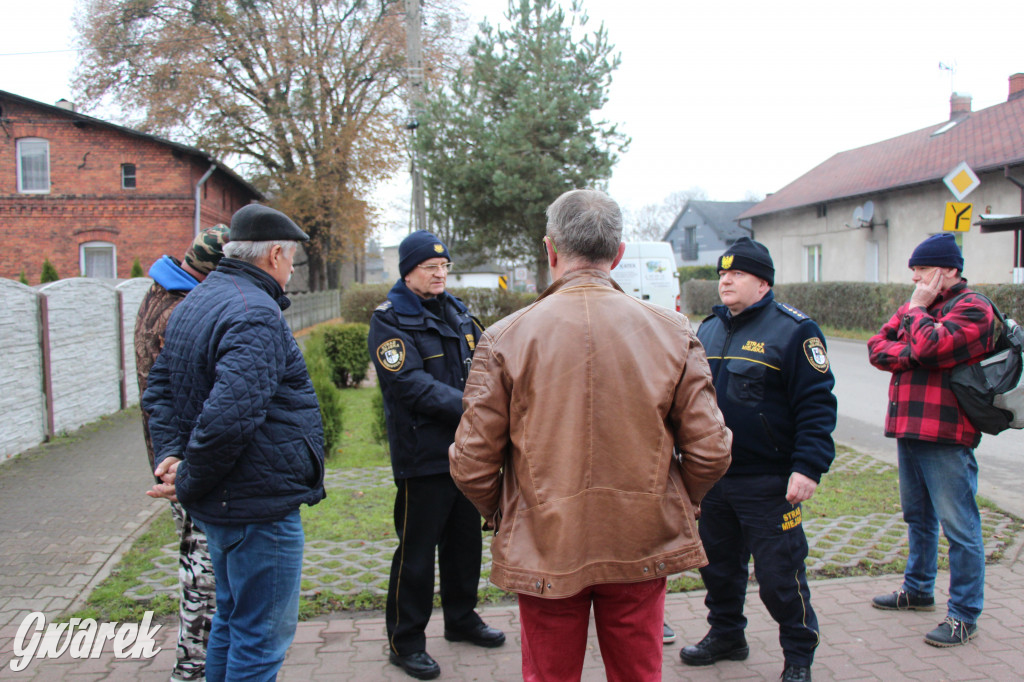 Bobrowniki Śląskie. Poszło o kawałek trawnika