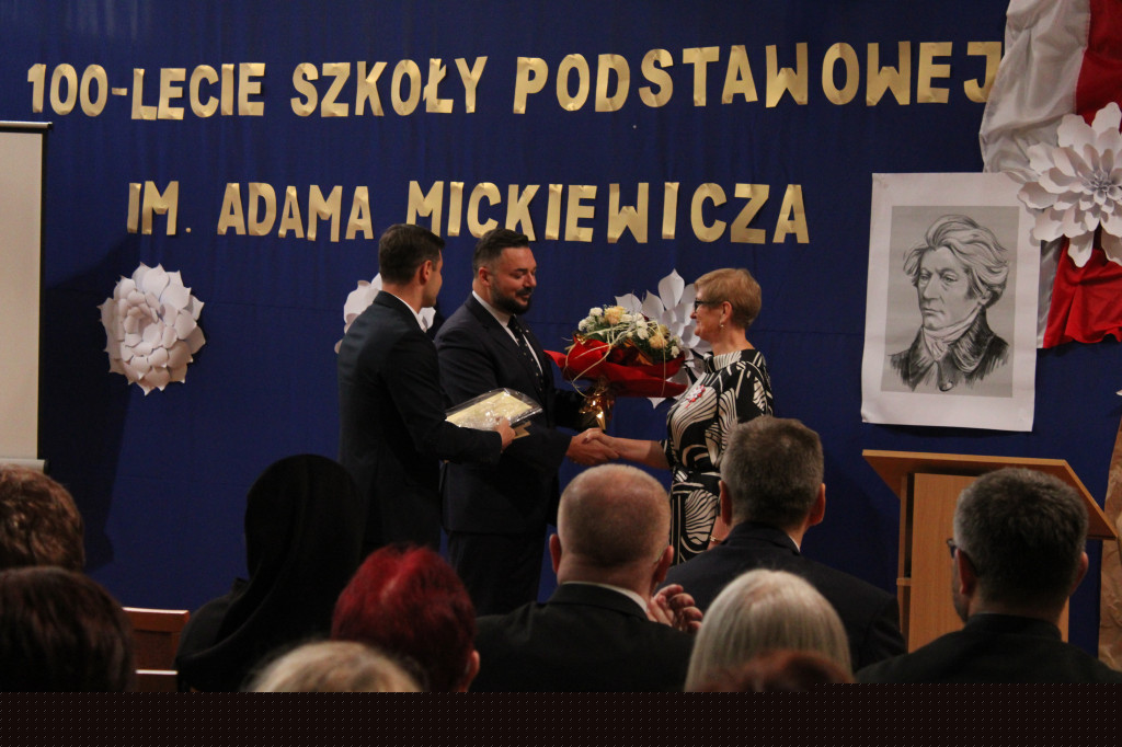 Świerklaniec. 100-lecie Szkoły Podstawowej im. A. Mickiewicza