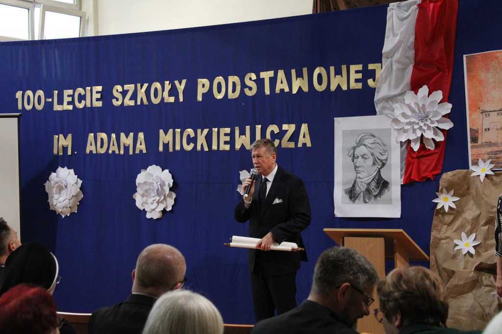 Świerklaniec. 100-lecie Szkoły Podstawowej im. A. Mickiewicza