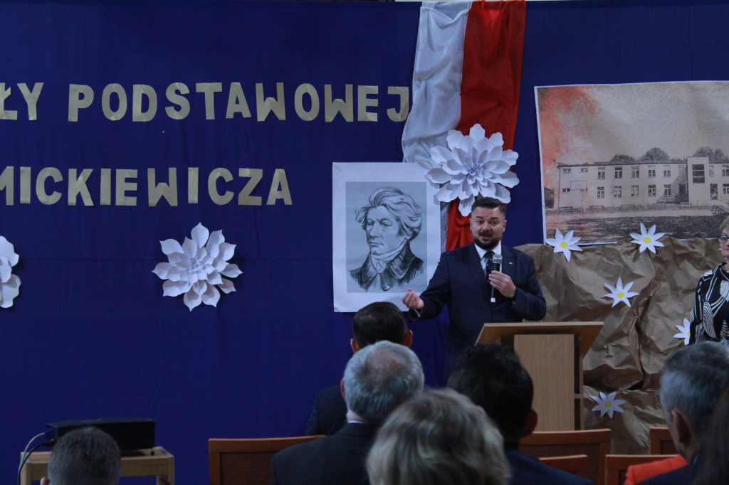 Świerklaniec. 100-lecie Szkoły Podstawowej im. A. Mickiewicza