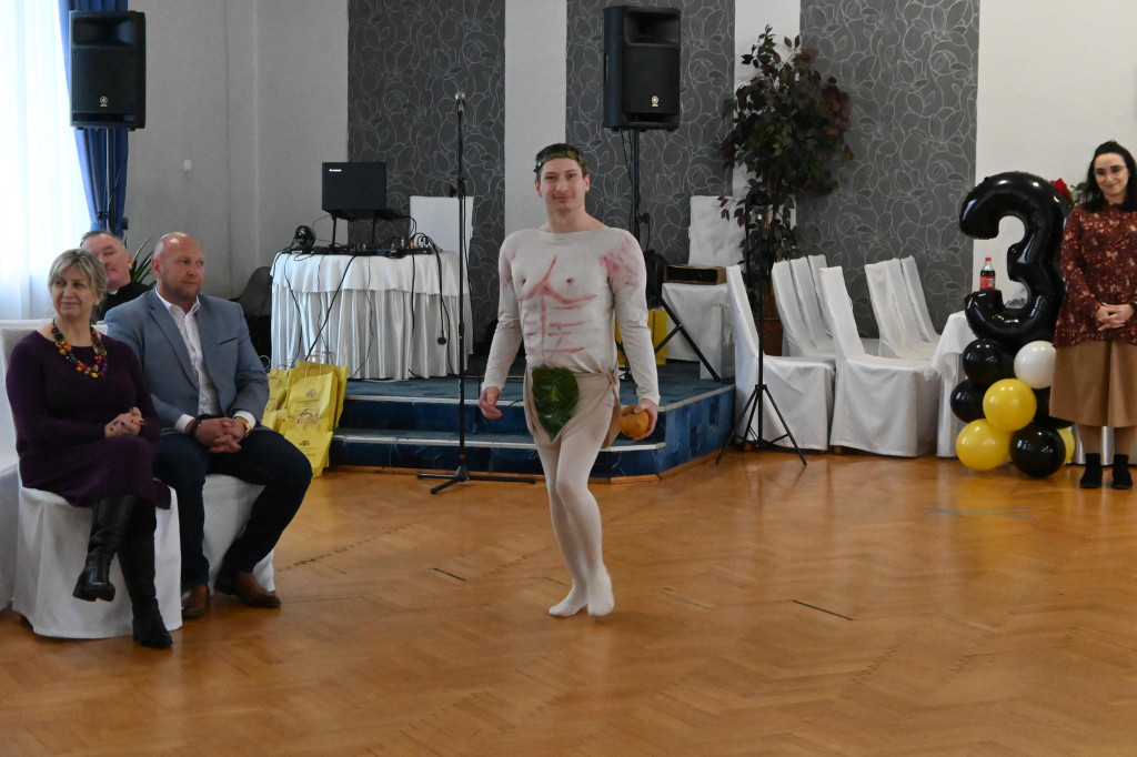 Tarnowskie Góry. Pokaz mody na trzecie urodziny