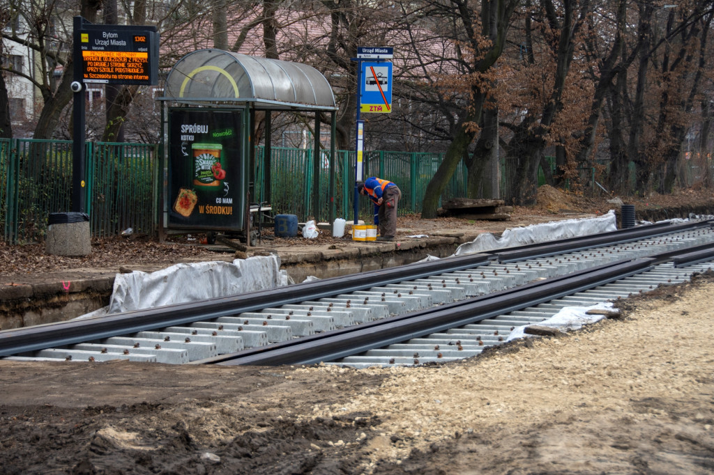 Osiedle Stroszek. Trwa remont torów tramwajowych