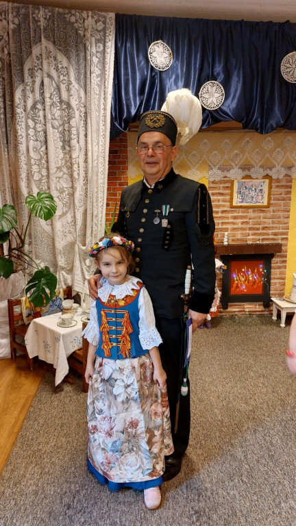Barbórka w przedszkolu. Tańce śląskie i górnicy