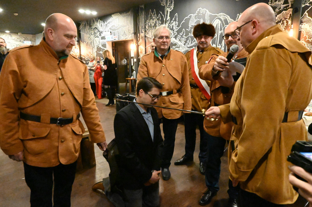 Nowi przewodnicy już po pasowaniu