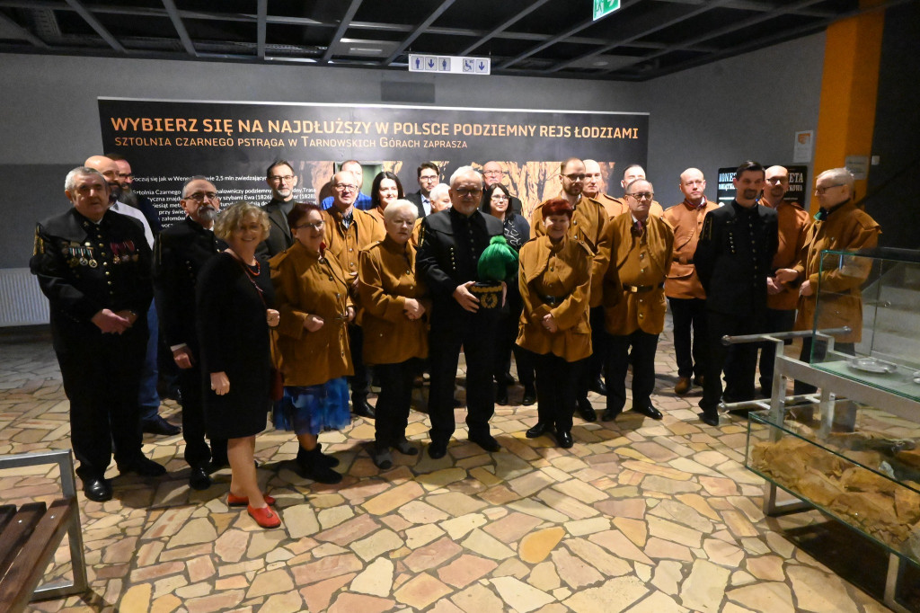 Nowi przewodnicy już po pasowaniu