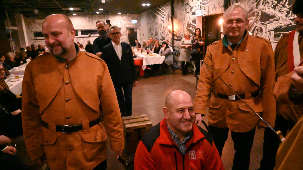 Nowi przewodnicy już po pasowaniu