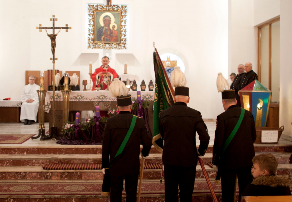 Barbórka w Orzechu. Msza, przemarsz, biesiada