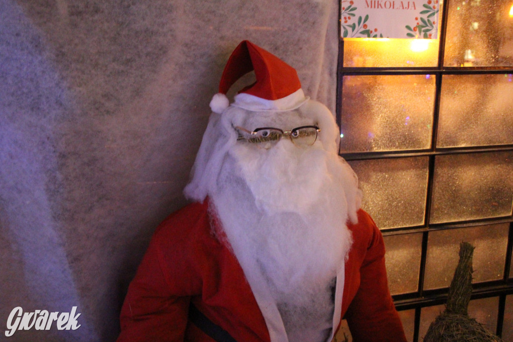 Ogród świąteczny przy burgerowni Wyrąbane