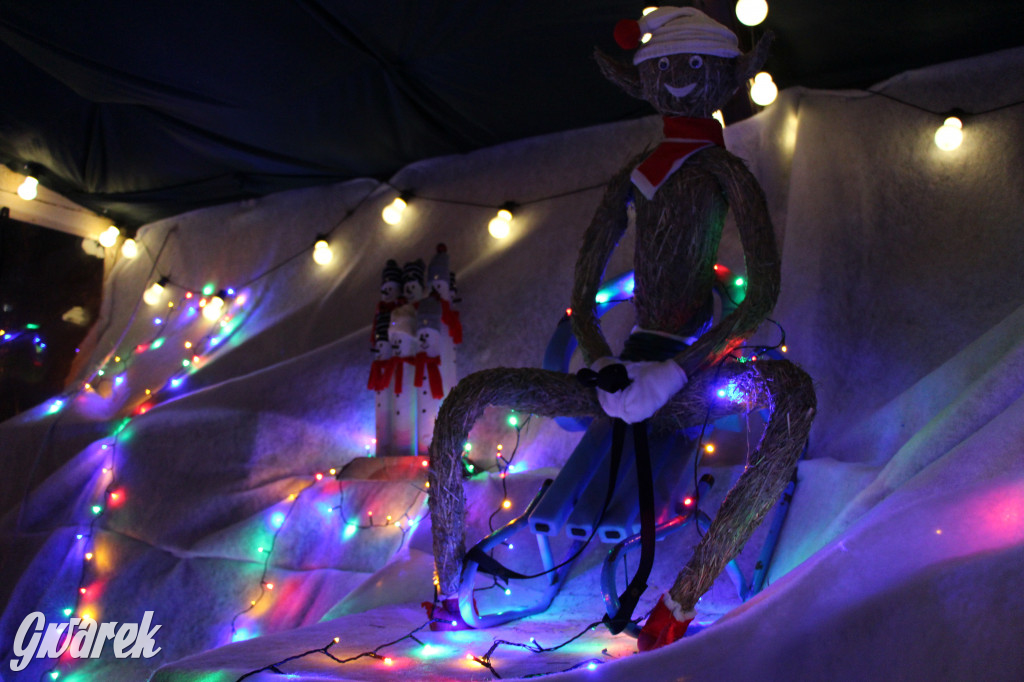 Ogród świąteczny przy burgerowni Wyrąbane