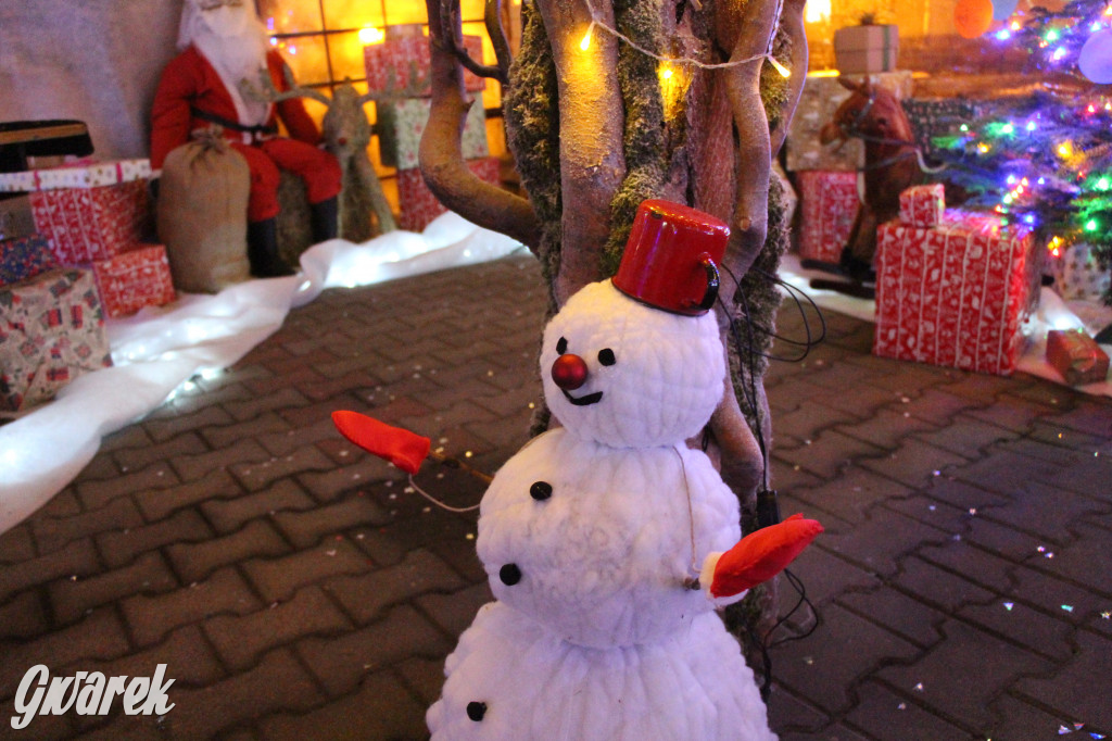 Ogród świąteczny przy burgerowni Wyrąbane