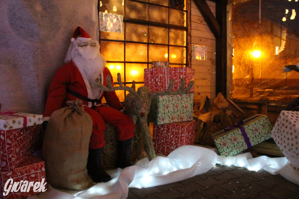 Ogród świąteczny przy burgerowni Wyrąbane