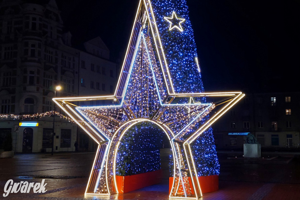 Świąteczny nastrój na rynku w Bytomiu