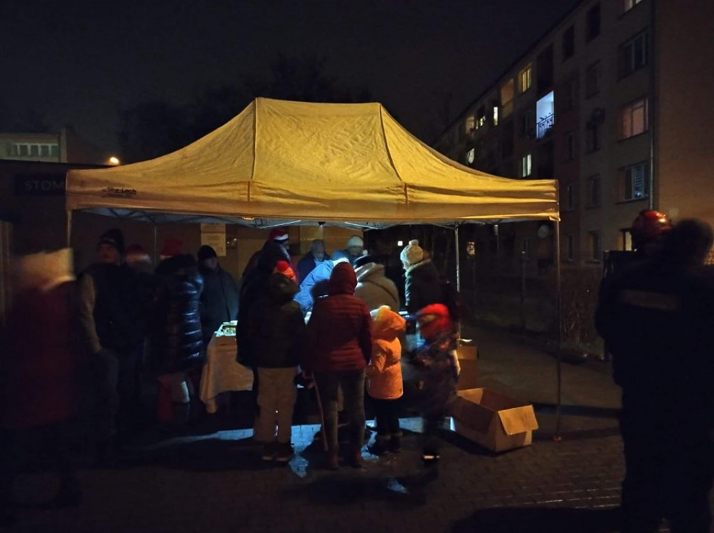 Strzybnica stroi choinkę